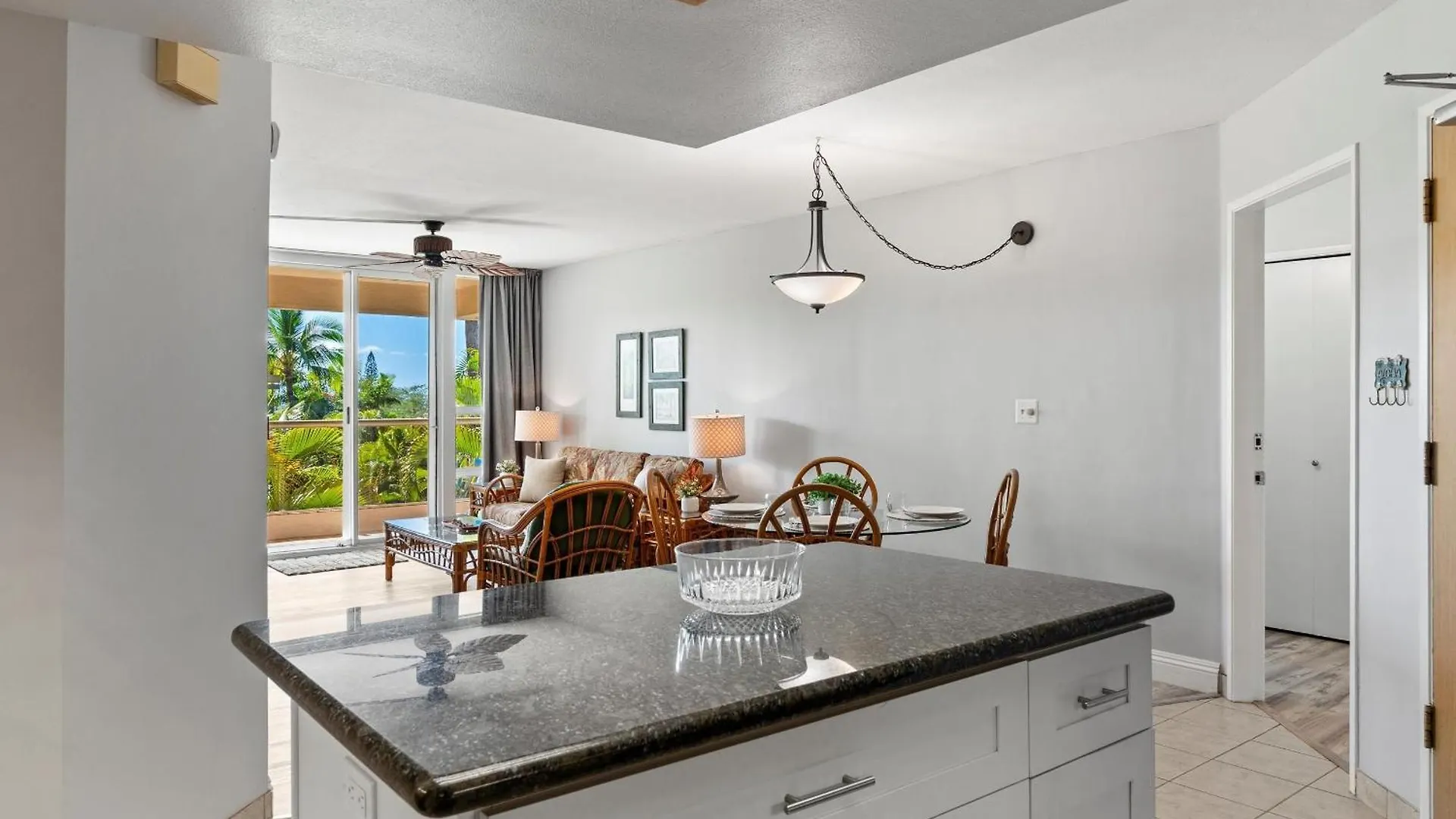 Maui Banyan T303 Condo Wailea
